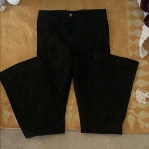 Black yoga pants